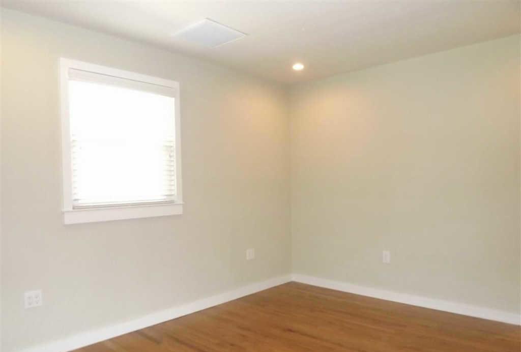 /static/images/house/14916/8c78fecd74898c5f77ac0f9f7067a1e7.jpg