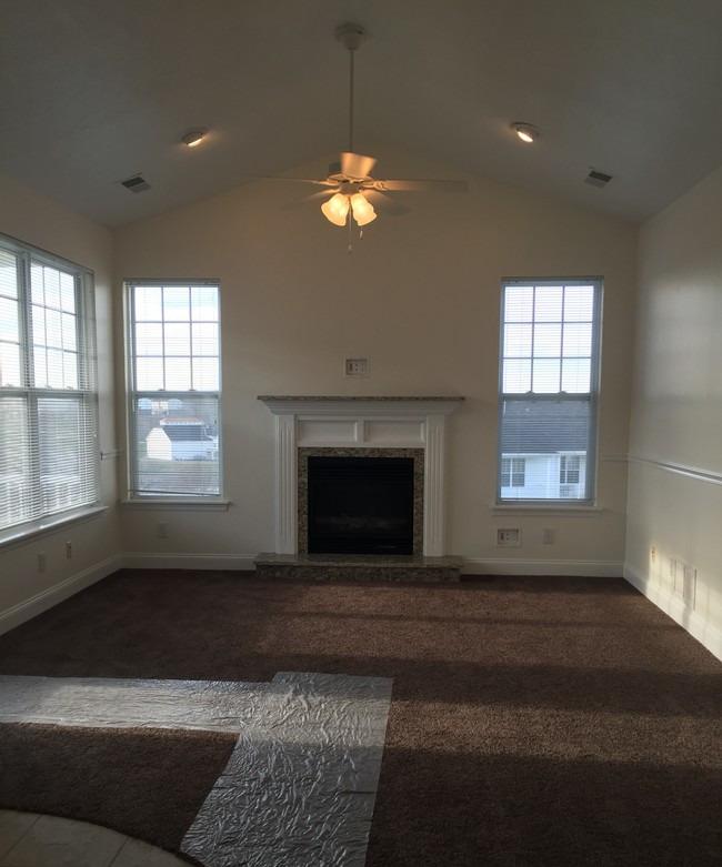 /static/images/house/17101/dec7d5120798e3271cc2c667a0cc0660.jpg